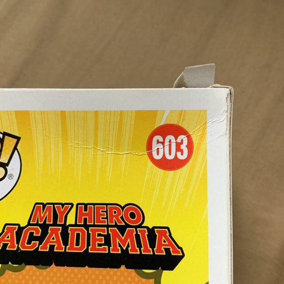 My Hero Academia, Izuku Midoriya Funko Pop (603) - Picture 10 of 11